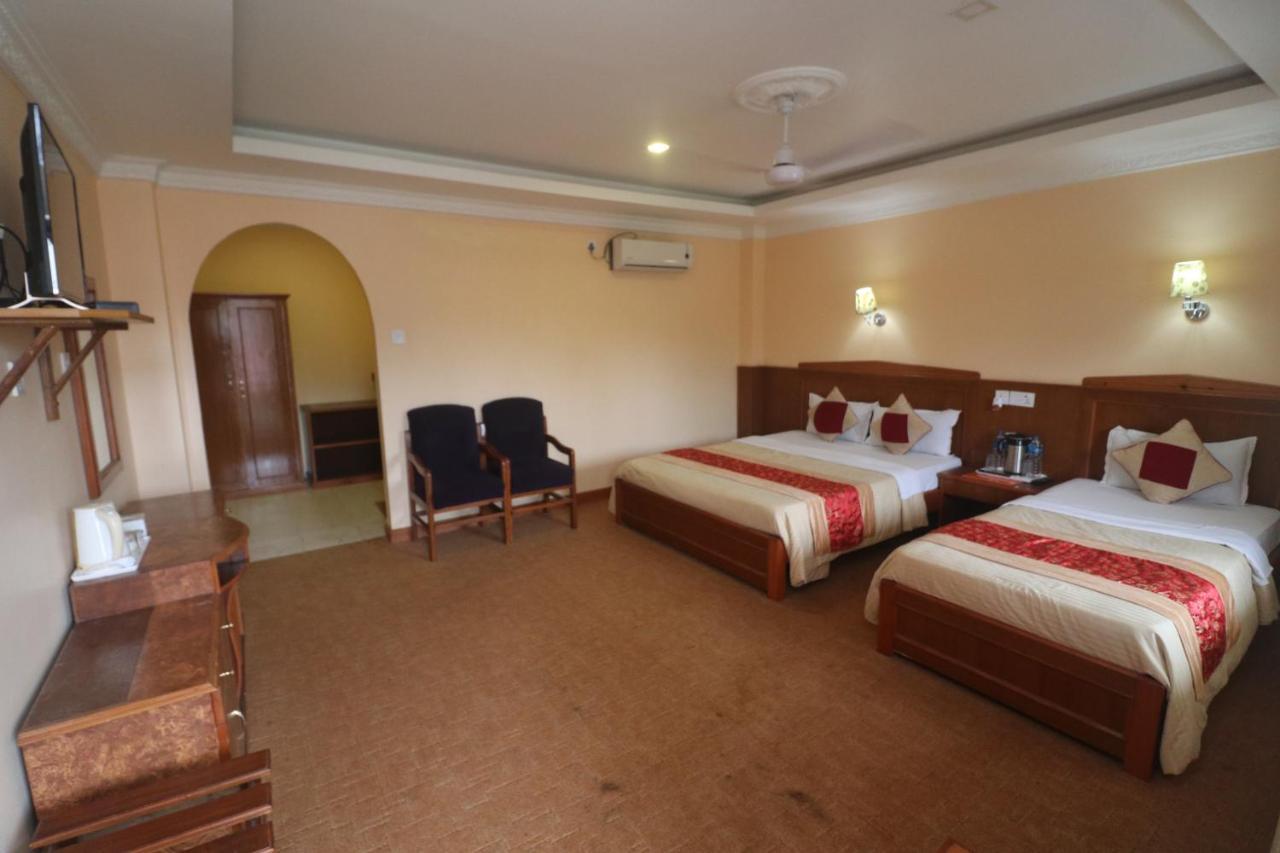 Hotel Wildlife Camp Саураха Екстериор снимка