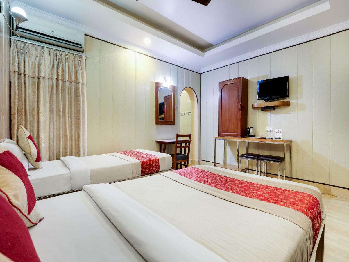 Hotel Wildlife Camp Саураха Екстериор снимка