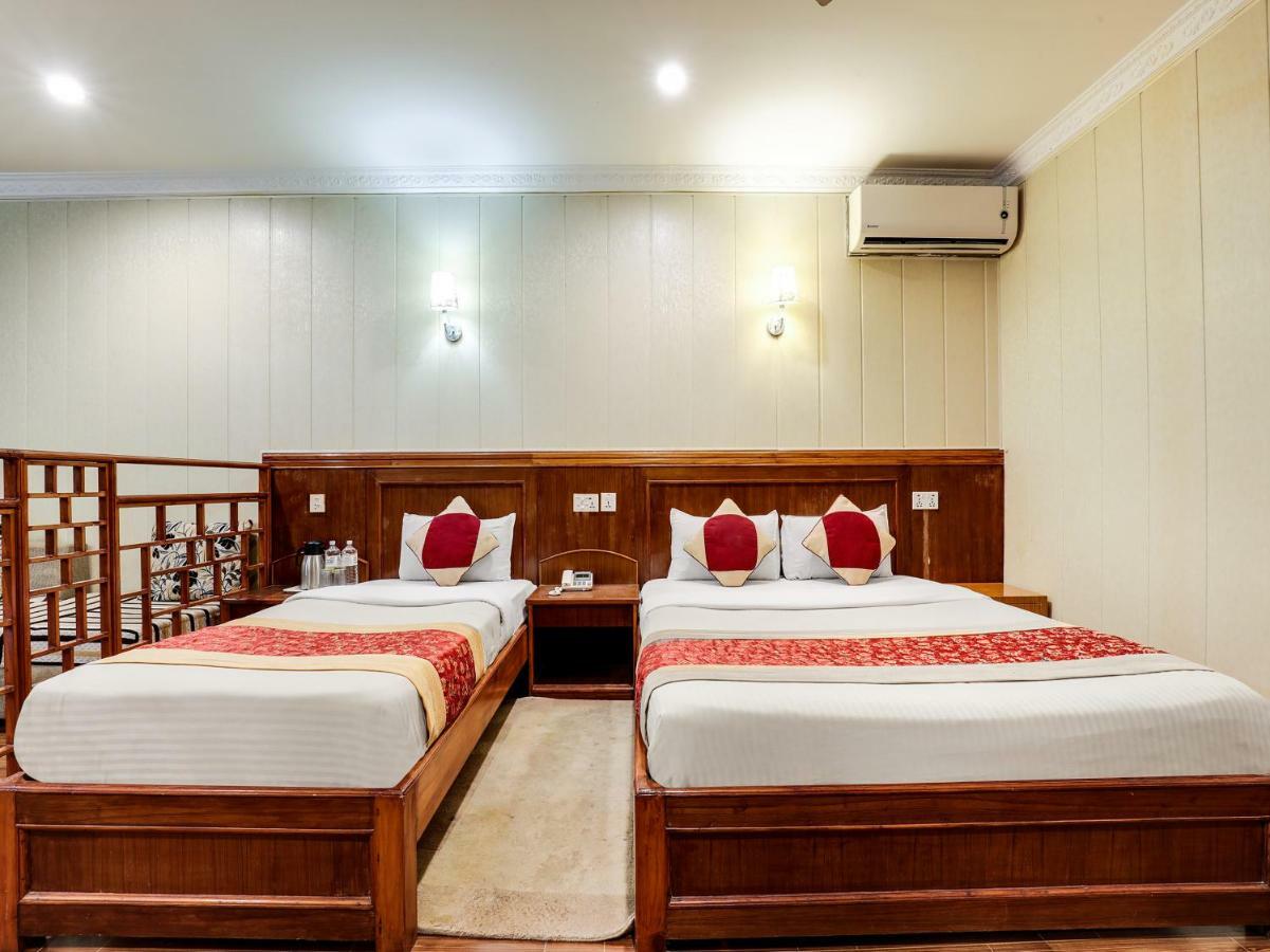 Hotel Wildlife Camp Саураха Екстериор снимка