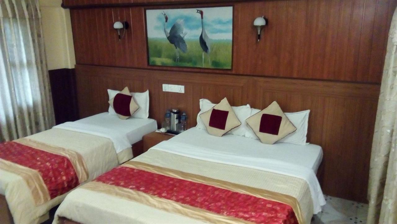Hotel Wildlife Camp Саураха Екстериор снимка